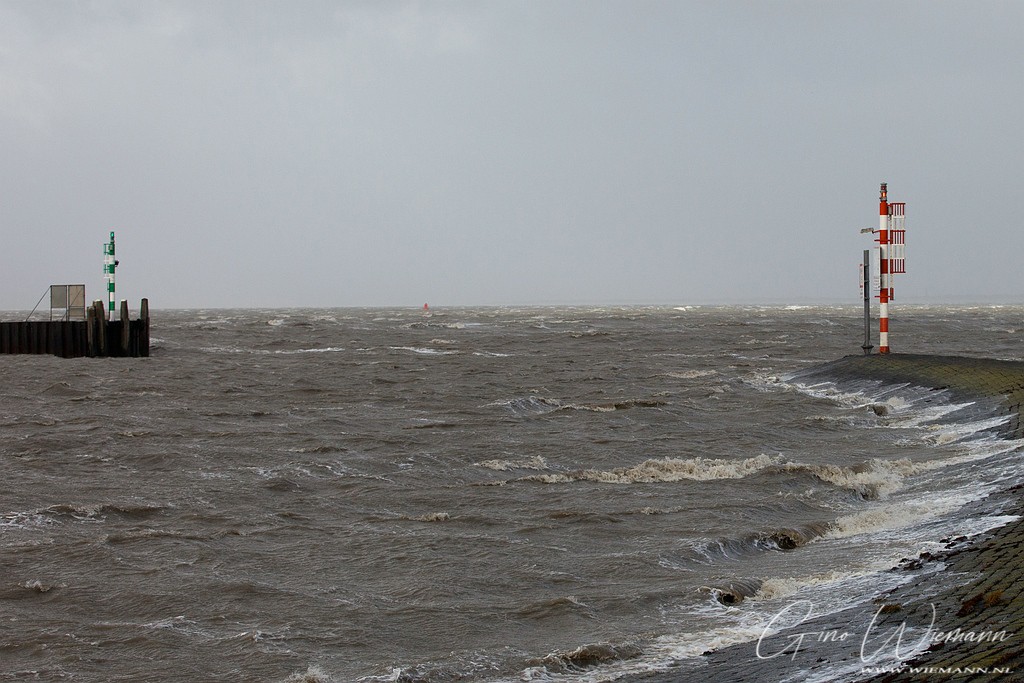 Lauwersoog storm 5 januari 2012